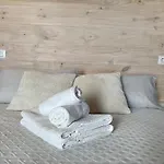 Casa Elena Con Wifi Y Parking Gratuito Vakantiehuis *