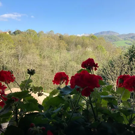 Casa Elena Сasa de vacaciones Onís