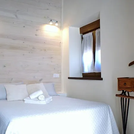 Casa Elena Con Wifi Y Parking Gratuito