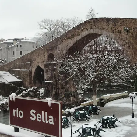 Casa Elena Con Wifi Y Parking Gratuito * Onís