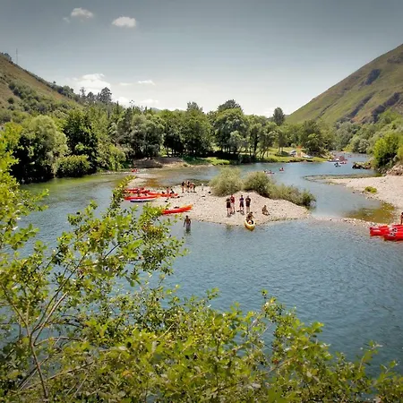 Casa Elena Con Wifi Y Parking Gratuito Hébergement de vacances Onís