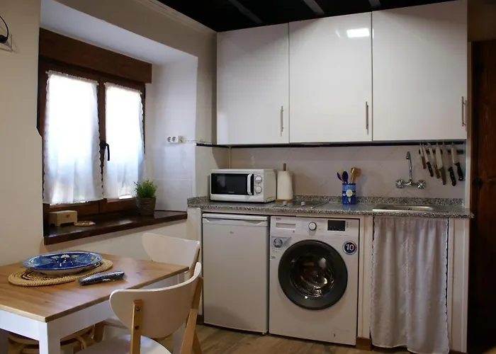 Casa Elena Con Wifi Y Parking Gratuito Сasa de vacaciones *